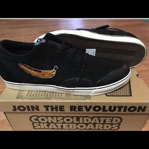 consolidated skateboards shoes